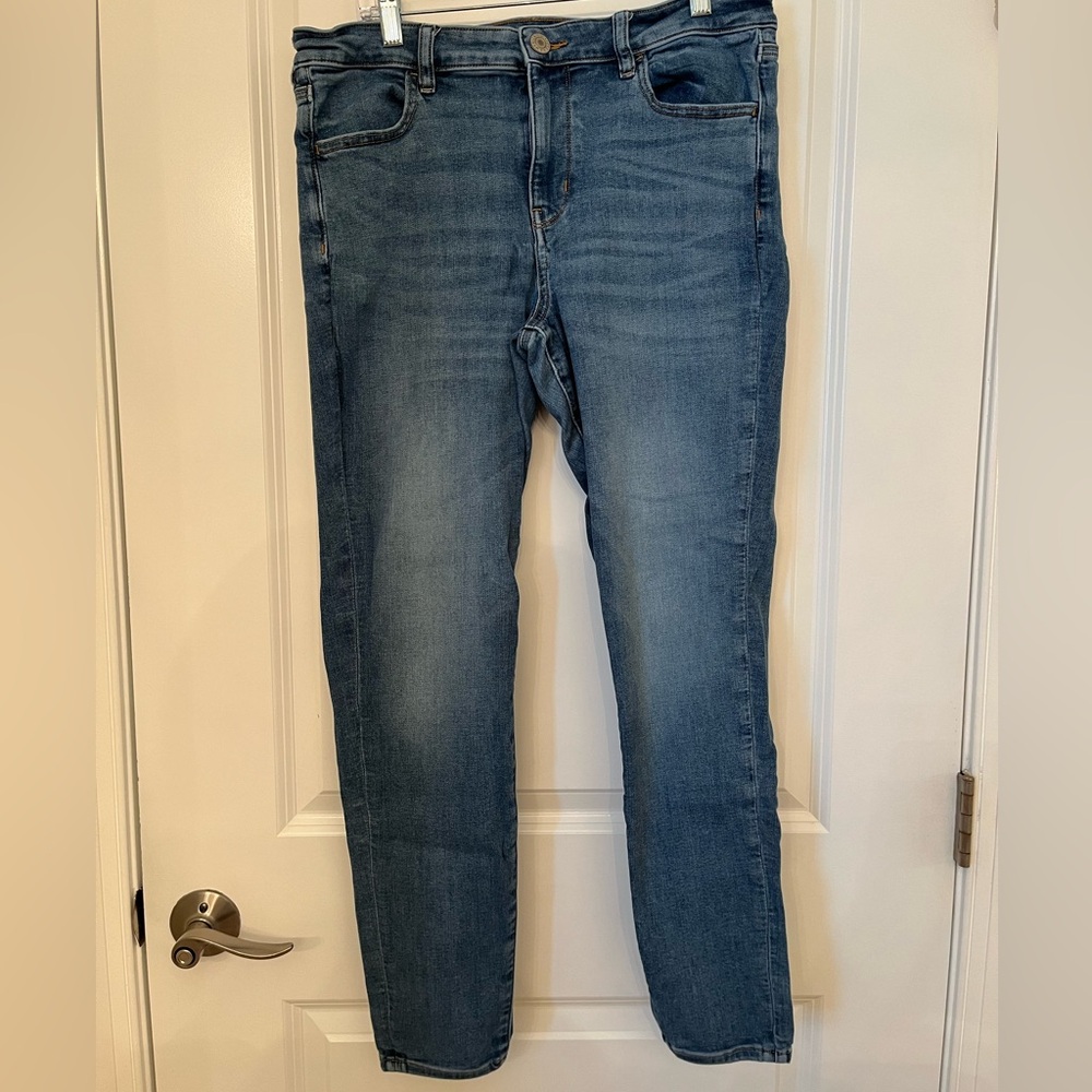 American Eagle Outfitters Blue Jeans
